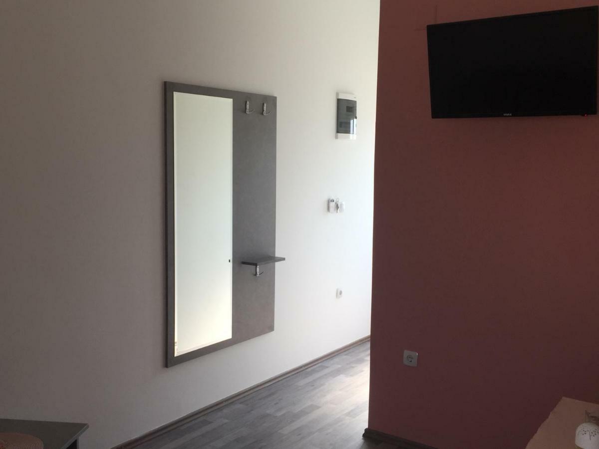 Apartmani Verica 卡尔卢巴格 外观 照片