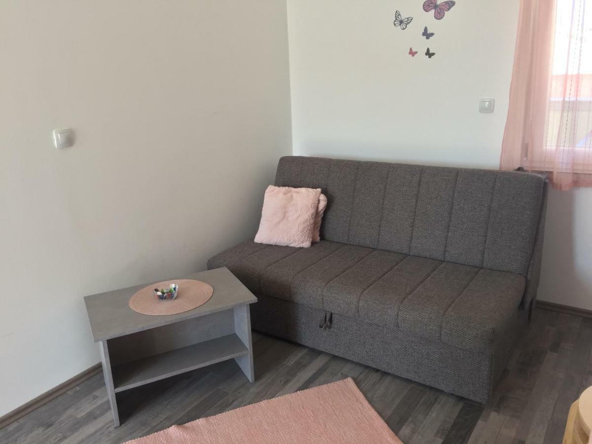 Apartmani Verica 卡尔卢巴格 外观 照片
