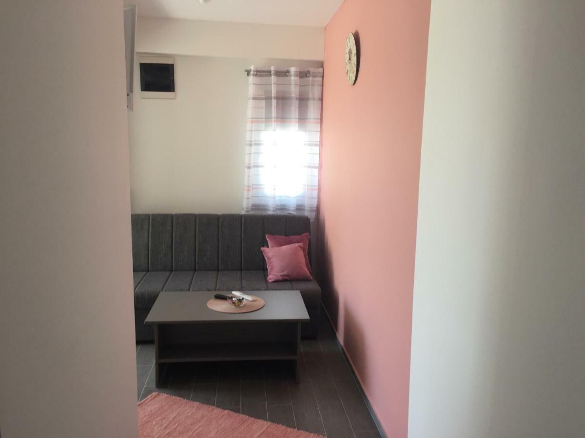 Apartmani Verica 卡尔卢巴格 外观 照片